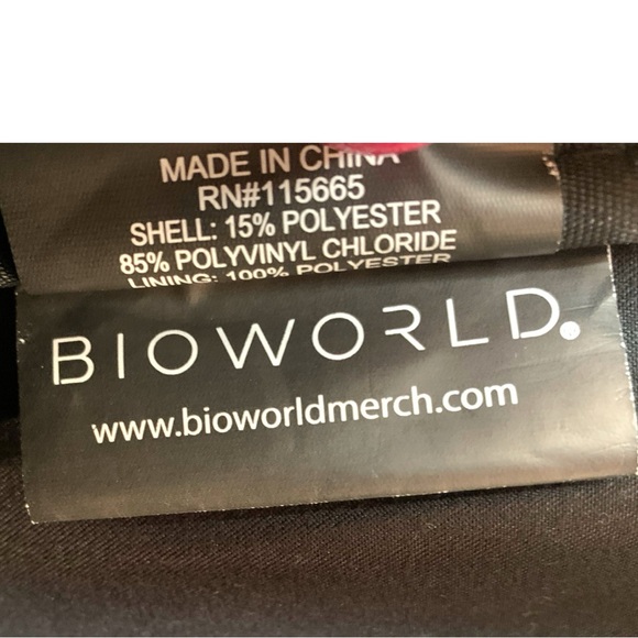 BIOWORLD DISNEY MICKY MOUSE MINI BACKPACK - Picture 7 of 7